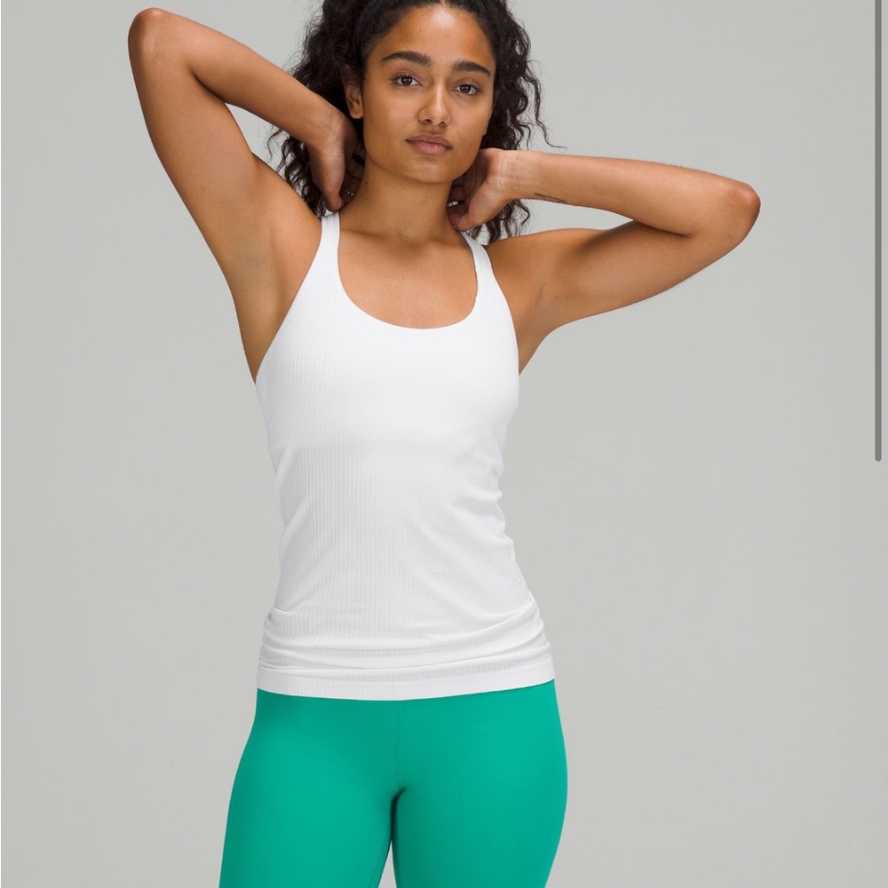 Lululemon tank top in size 4